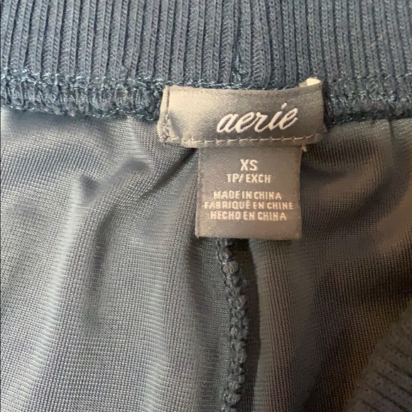 Aerie crushed velvet lounge pants XS - Picture 4 of 6